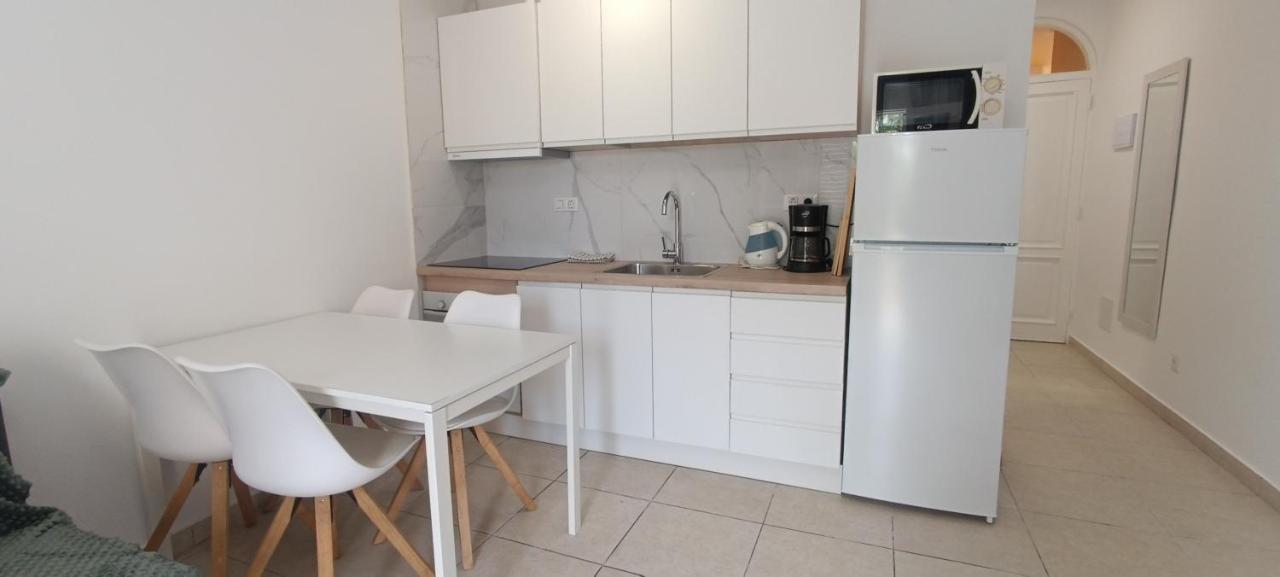 Newly Renovated Modern Apartment In Orlando Complex, Costa Adeje Exterior foto